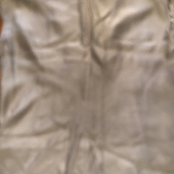 Banana Republic Silk Tank - Picture 5 of 5